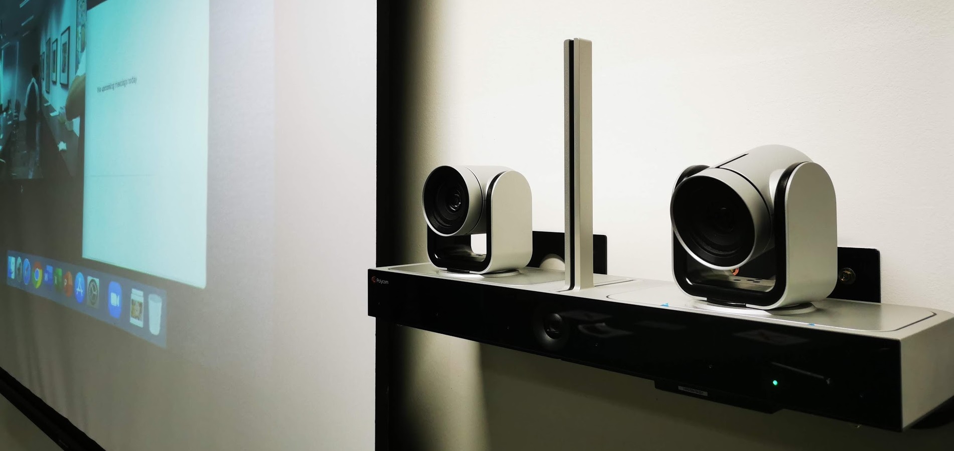 Speaker Tracking Camera Speaker Tracking Camera